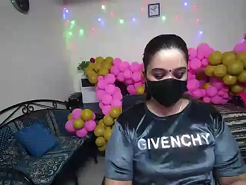 Snapshot of Arushisingh8888 chatting on 23, 12, 2024 Arushisingh8888 online show from 23, 12, 2024