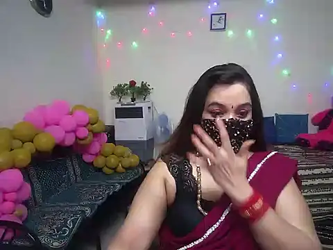 Snapshot of Arushisingh8888 chatting on 4, 1, 2025 Arushisingh8888 online show from 4, 1, 2025