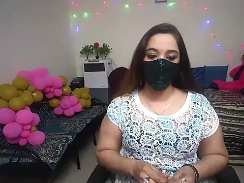 Snapshot of Arushisingh8888 chatting on 9, 1, 2025 Arushisingh8888 online show from 9, 1, 2025