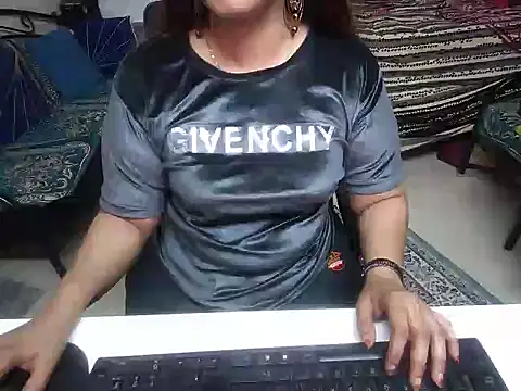 Snapshot of Arushisingh8888 chatting on 5, 2, 2025 Arushisingh8888 online show from 5, 2, 2025