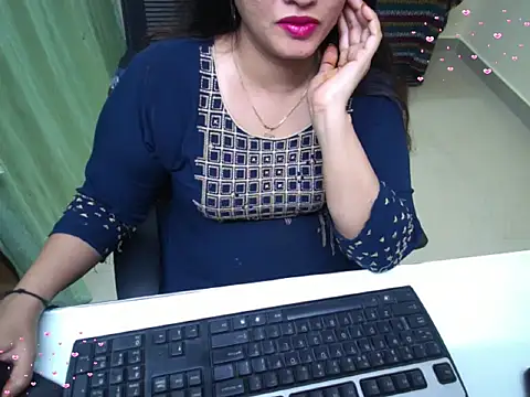 Snapshot of Arushisingh8888 chatting on 6, 10, 2025 Arushisingh8888 online show from 6, 10, 2025
