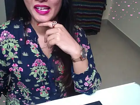 Snapshot of Arushisingh8888 chatting on 11, 10, 2025 Arushisingh8888 online show from 11, 10, 2025