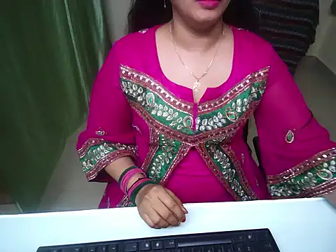 Snapshot of Arushisingh8888 chatting on 15, 10, 2025 Arushisingh8888 online show from 15, 10, 2025