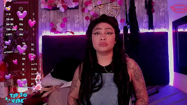 Neko Misaki online show from 27, 11, 2025