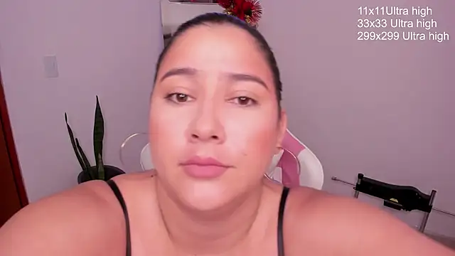 BellaNaye  online show from 2, 12, 2025