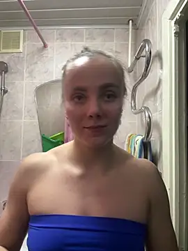 Snapshot of AlisaKissss chatting on 18, 12, 2025 AlisaKissss online show from 18, 12, 2025