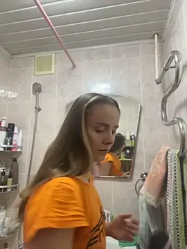 Snapshot of AlisaKissss chatting on 10, 4, 2026 AlisaKissss online show from 10, 4, 2026