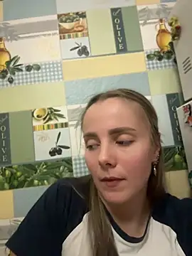 Snapshot of AlisaKissss chatting on 14, 4, 2026 AlisaKissss online show from 14, 4, 2026