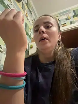 Snapshot of AlisaKissss chatting on 15, 4, 2026 AlisaKissss online show from 15, 4, 2026