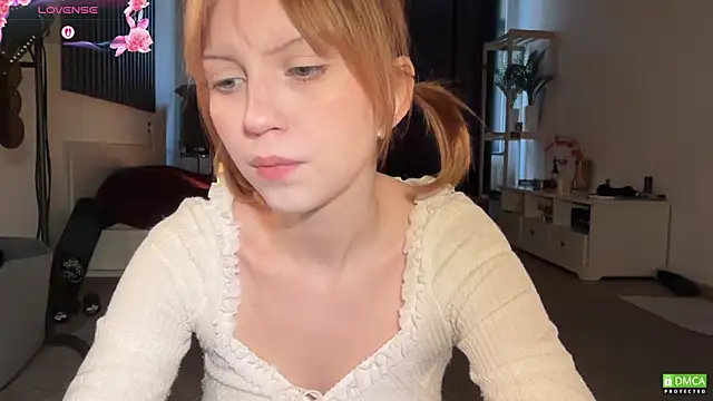 Snapshot of electric_babe chatting on 25, 10, 2025 electric babe online show from 25, 10, 2025