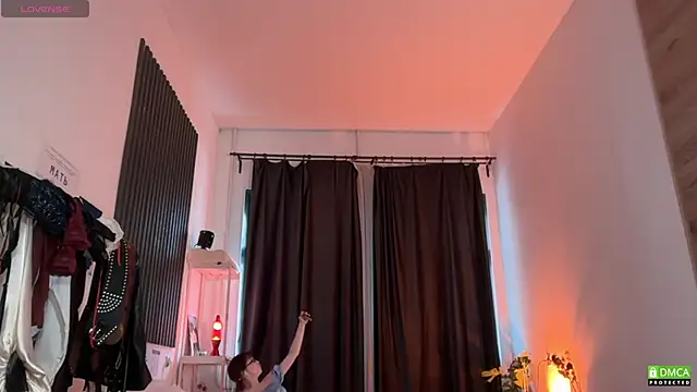 Snapshot of electric_babe chatting on 16, 1, 2026 electric babe online show from 16, 1, 2026