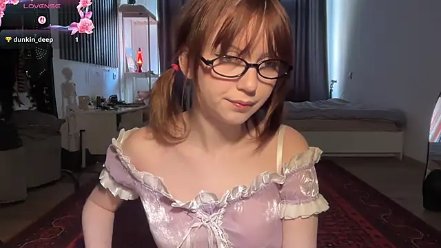 Snapshot of electric_babe chatting on 4, 5, 2026 electric babe online show from 4, 5, 2026
