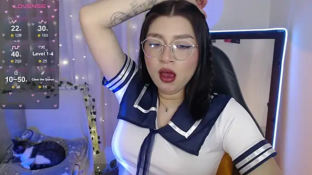 Snapshot of mily_thomson_b_ chatting on 6, 11, 2025 mily thomson b online show from 6, 11, 2025