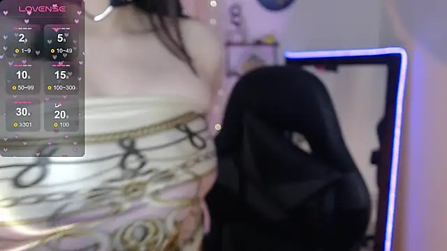 Snapshot of mily_thomson_b_ chatting on 7, 11, 2025 mily thomson b online show from 7, 11, 2025