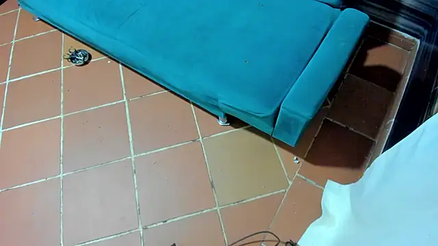 play hard2 online show from 1, 12, 2025