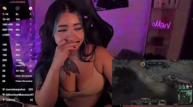 sweetcoralinee online show from 19, 2, 2025