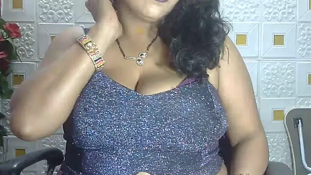 Sexy komolika online show from 1, 3, 2025