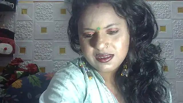 Sexy komolika online show from 7, 3, 2025