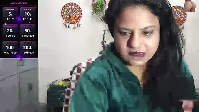 Sexy komolika online show from 7, 1, 2026