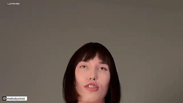 Snapshot of melodyxlove chatting on 5, 1, 2026 melodyxlove online show from 5, 1, 2026