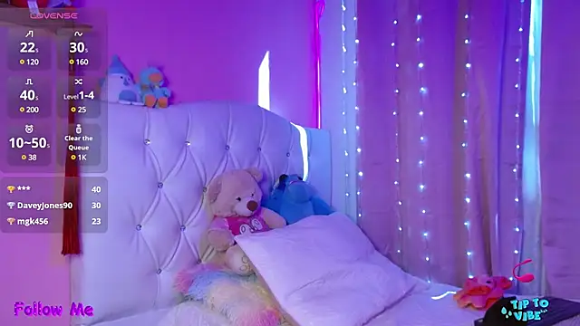 HECATE 23 online show from 14, 1, 2025