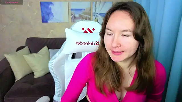 Little doll meow online show from 21, 11, 2025