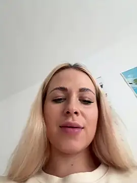 Snapshot of streetdoll chatting on 9, 2, 2025 streetdoll online show from 9, 2, 2025