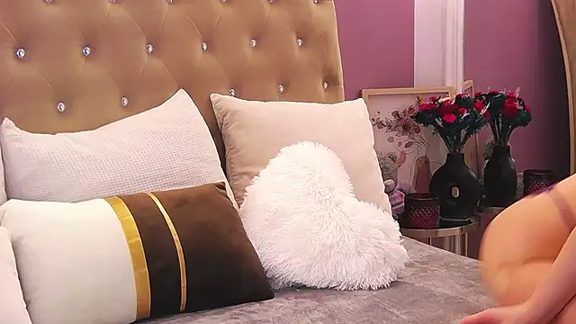 Snapshot of BrianaKennedi chatting on 25, 2, 2025 BrianaKennedi online show from 25, 2, 2025