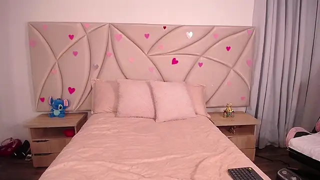 Snapshot of ValleryC chatting on 23, 2, 2026 ValleryC online show from 23, 2, 2026