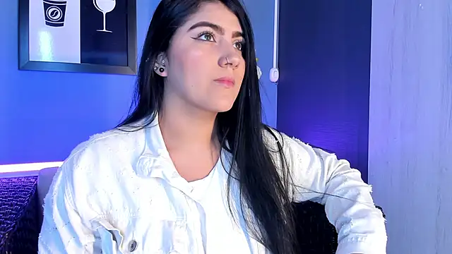 Snapshot of PaulinaDuarte chatting on 14, 3, 2025 PaulinaDuarte online show from 14, 3, 2025