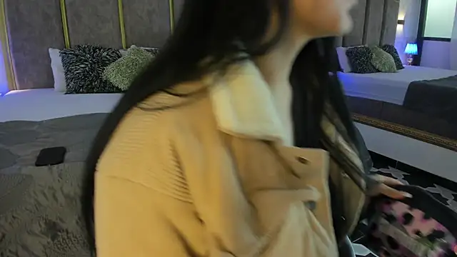 Snapshot of PaulinaDuarte chatting on 17, 9, 2025 PaulinaDuarte online show from 17, 9, 2025