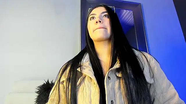 Snapshot of PaulinaDuarte chatting on 29, 9, 2025 PaulinaDuarte online show from 29, 9, 2025