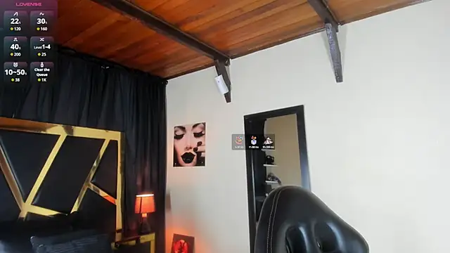 EmiliWilliams online show from 12, 11, 2025