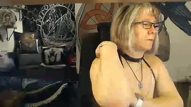 TittenMichelle online show from 4, 11, 2025