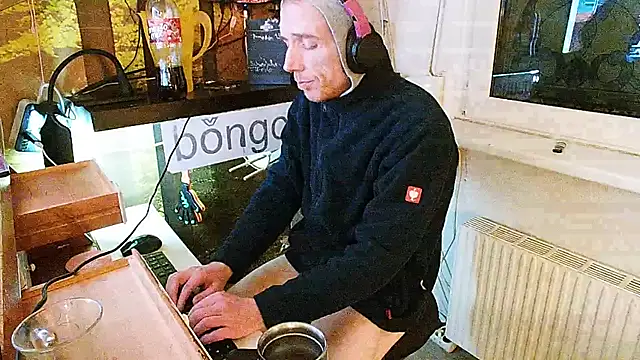 BongChannel online show from 3, 2, 2025