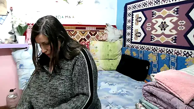 AdelineBlueEyes online show from 15, 11, 2025