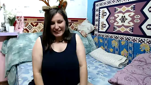 AdelineBlueEyes online show from 30, 11, 2025