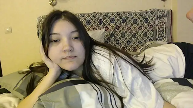 AlisaDevis online show from 15, 12, 2024