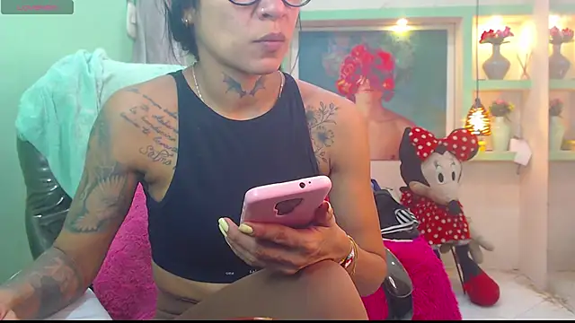 lorenapinto online show from 13, 6, 2026