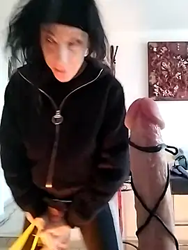 freyamoret online show from 4, 2, 2025