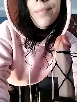 freyamoret online show from 26, 2, 2025