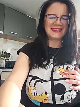 KristenVega online show from 5, 3, 2026