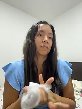 Snapshot of emely_sexx20 chatting on 11, 6, 2026 emely sexx20 online show from 11, 6, 2026