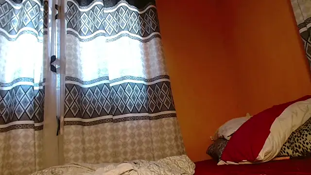 Snapshot of titi_fiesta chatting on 8, 3, 2025 titi fiesta online show from 8, 3, 2025