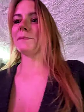 selenaluvv online show from 7, 1, 2026