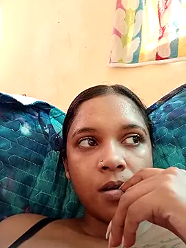 Snapshot of Indianqueen03 chatting on 6, 5, 2026 Indianqueen03 online show from 6, 5, 2026