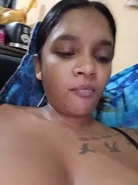Snapshot of Indianqueen03 chatting on 27, 5, 2026 Indianqueen03 online show from 27, 5, 2026