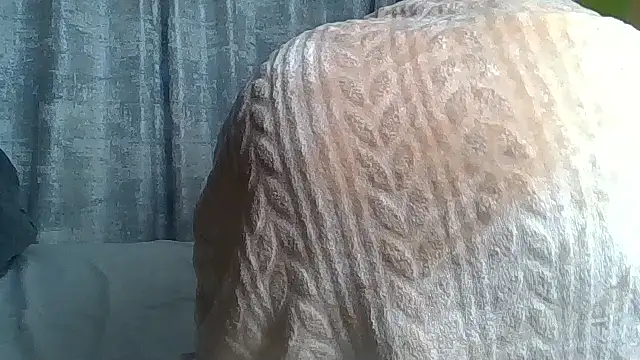 Snapshot of Fine_assie chatting on 29, 4, 2026 Fine assie online show from 29, 4, 2026