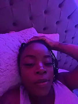 Snapshot of Miss_westt_ chatting on 16, 11, 2025 Miss westt online show from 16, 11, 2025