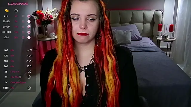 Miss Maya Mils online show from 25, 1, 2025